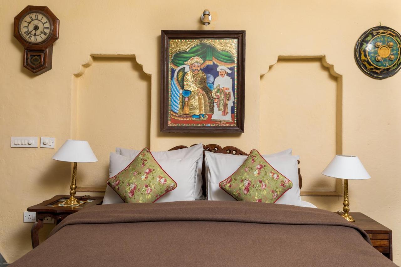 Hostie Chinar Haveli - Heritage Home With Pool, Gurgaon Exterior foto