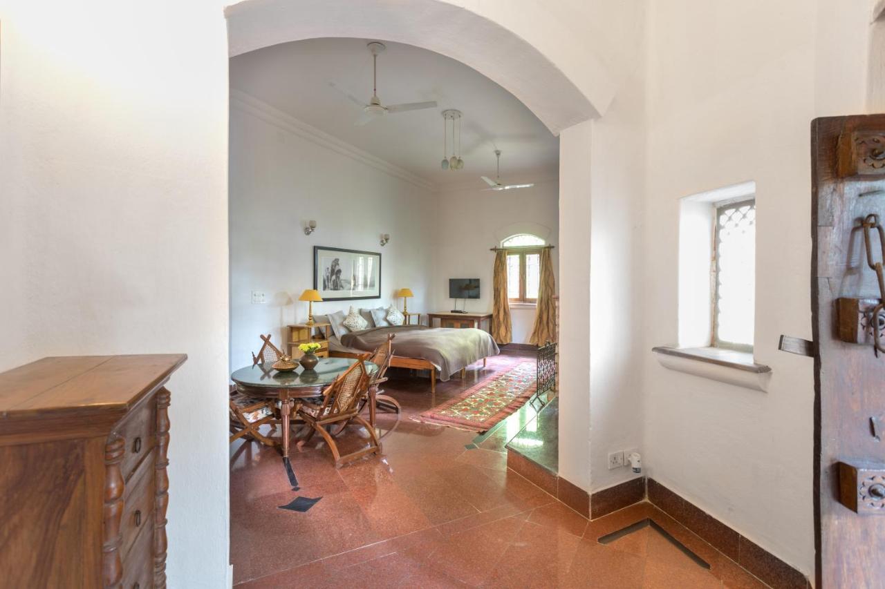 Hostie Chinar Haveli - Heritage Home With Pool, Gurgaon Exterior foto